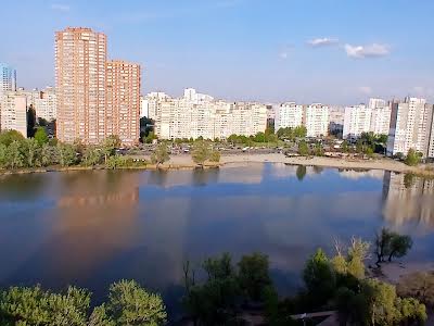 квартира по адресу Драгоманова, 1Е
