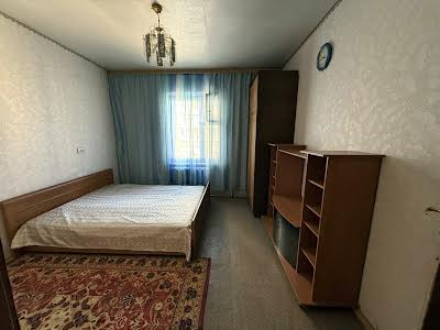 квартира за адресою Прирічна вул., 37