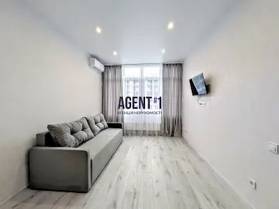 квартира за адресою Садова вул., 51Б