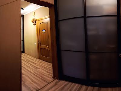 квартира за адресою Драгоманова вул., 1Г