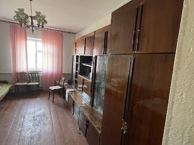 будинок за адресою с. Бузова, Гагаріна, 9