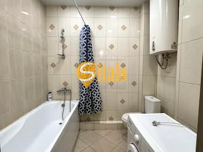 квартира за адресою Драгоманова вул., 2Б
