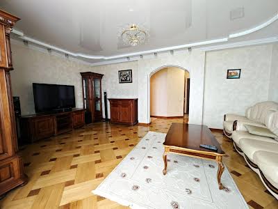 квартира по адресу Осенняя ул., 33