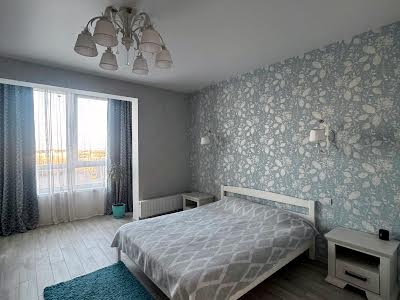 квартира за адресою Практична вул., 3