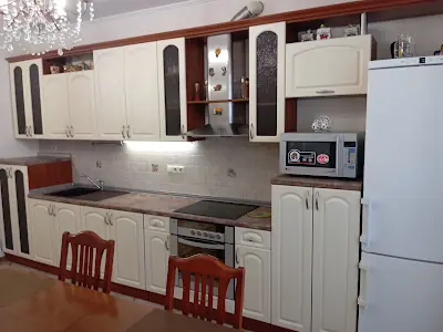квартира за адресою Анни Ахматової вул., 45