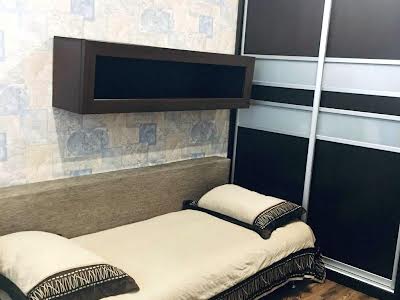 квартира по адресу Героев Днепра ул., 19