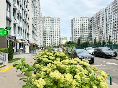 комерційна за адресою Тираспольська вул., 54