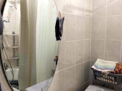 квартира за адресою Ревуцького вул., 5