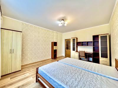 квартира за адресою Голосіївська вул., 13
