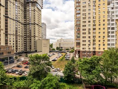 квартира за адресою Андрія Верхогляда вул. (Михайла Драгомирова), 12