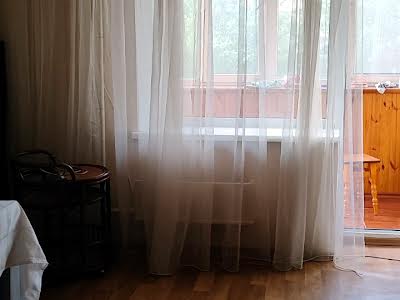 квартира за адресою Автозаводська вул., 7