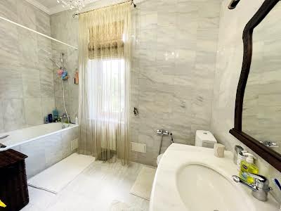 квартира за адресою Михайла Бойчука вул. (Кіквідзе), 3
