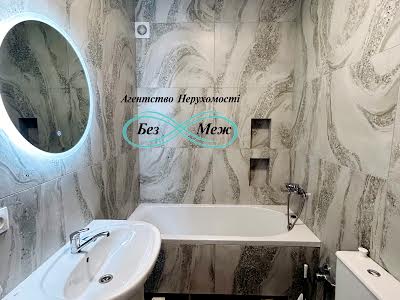 квартира за адресою Воронківська вул., 5