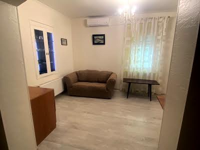квартира за адресою Пантелеймонівська вул., 30