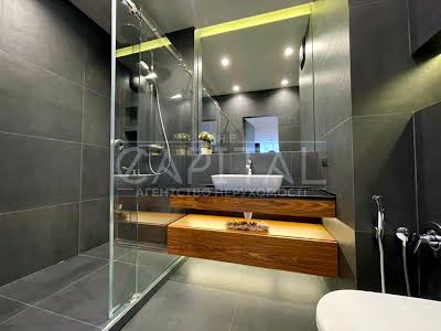 квартира за адресою Предславинська вул., 40