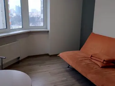 квартира по адресу Феодосийская ул., 1