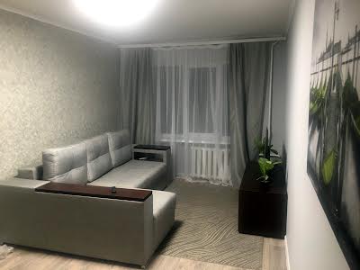 квартира за адресою Мукаша Салакунова вул., 14