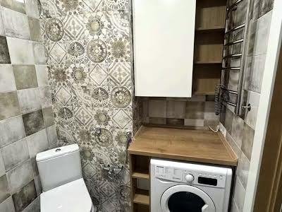 квартира за адресою Дніпровська набережна вул., 16-Г