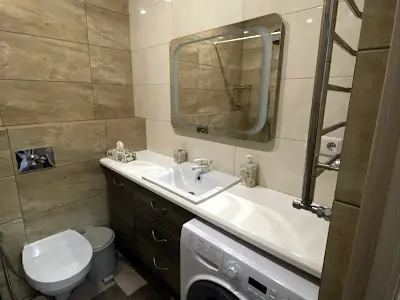 квартира за адресою Братська вул., 12