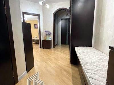 квартира по адресу Миколы Бажана просп., 14