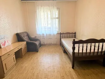 квартира за адресою Милославська вул., 25