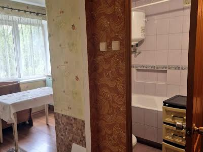 квартира за адресою Привокзальна вул., 8