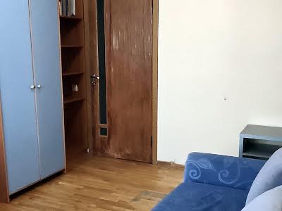 квартира по адресу Героев Днепра ул., 42-Б