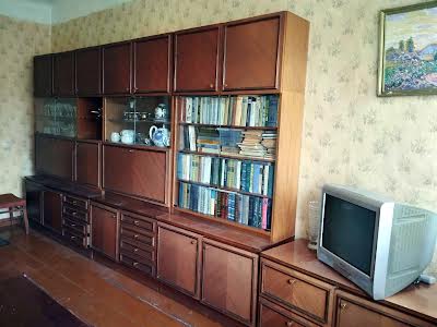 квартира по адресу Независимой Украины ул. (40 лет Советской Украины), 20