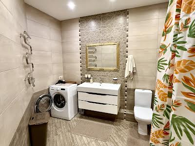 квартира за адресою Композитора Мейтуса вул., 4