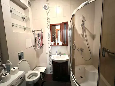 квартира по адресу Кловский спуск, 4
