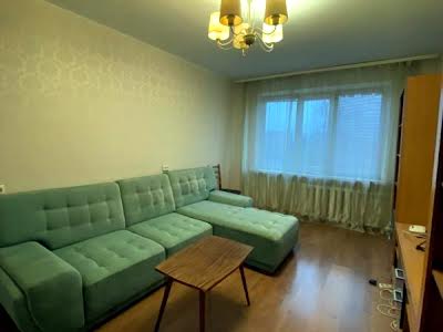 квартира за адресою Паркова вул., 76