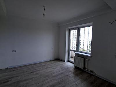 квартира за адресою Богатирська вул., 8