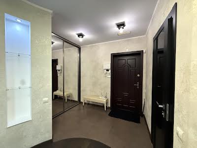квартира по адресу Елизаветы Чавдар ул., 1