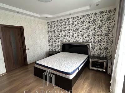 квартира по адресу Киев, Практичная ул., 2