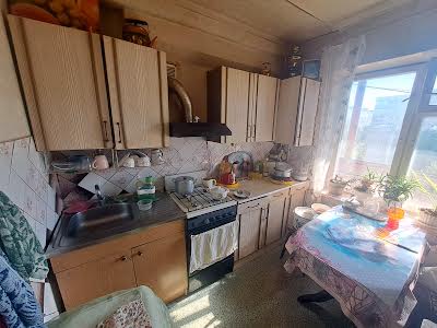кімната за адресою Кубанської України вул. (Маршала Жукова), 30