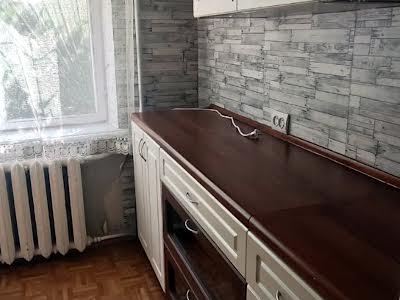 квартира за адресою Алішера Навої просп., 61