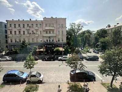 коммерческая по адресу Богдана Хмельницкого ул., 32