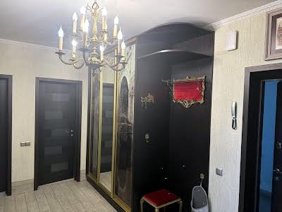 квартира по адресу Михаила Максимовича ул. (Онуфрія Трутенка), 3-Г