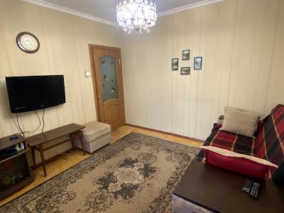 квартира по адресу Драгоманова ул., 23