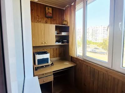 квартира по адресу Ревуцкого ул., 24/4