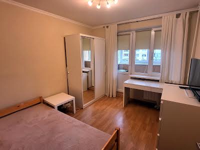 квартира по адресу Патриарха Мстислава Скрипника ул., 11