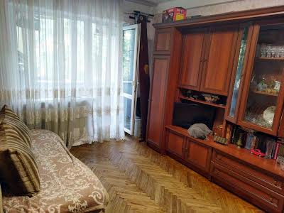 квартира по адресу Днепроводская ул., 3