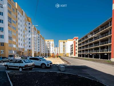 квартира по адресу Льва Ландау просп. (50-летия СССР), 52 А