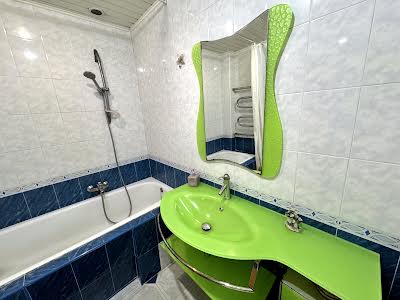 квартира за адресою Вишняківська вул., 7-Б