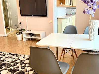 квартира по адресу Леси Украинки бульв., 5