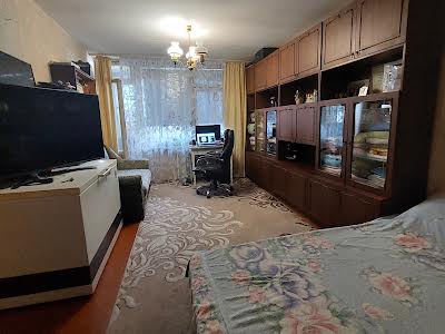 квартира за адресою Павла Тичини просп., 6
