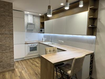 квартира за адресою Київ, Дніпровська набережна вул., 16-Г