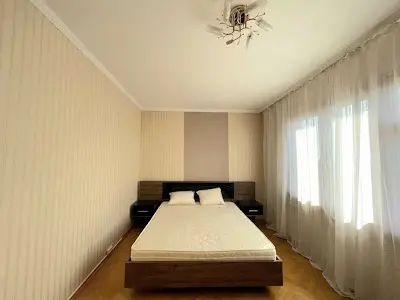 квартира за адресою Гната Юри вул., 6