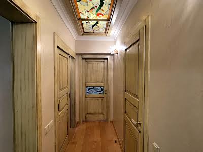квартира за адресою Кропивницького вул., 8