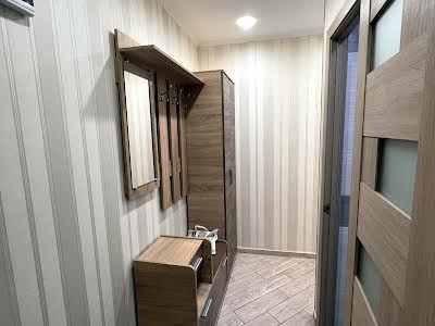 квартира по адресу Академіка Стражеска ул., 1